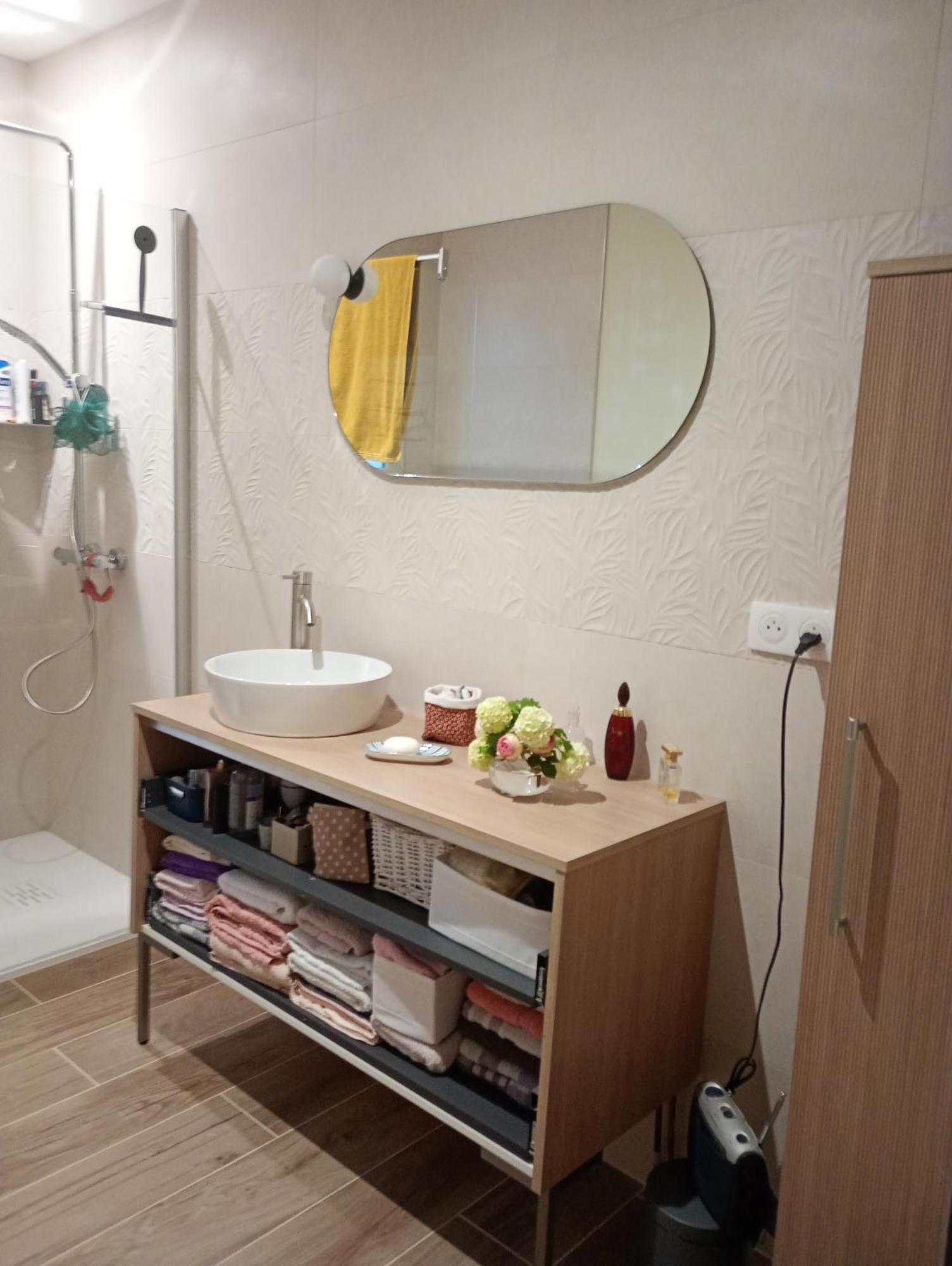 La Conviviale Homestay *